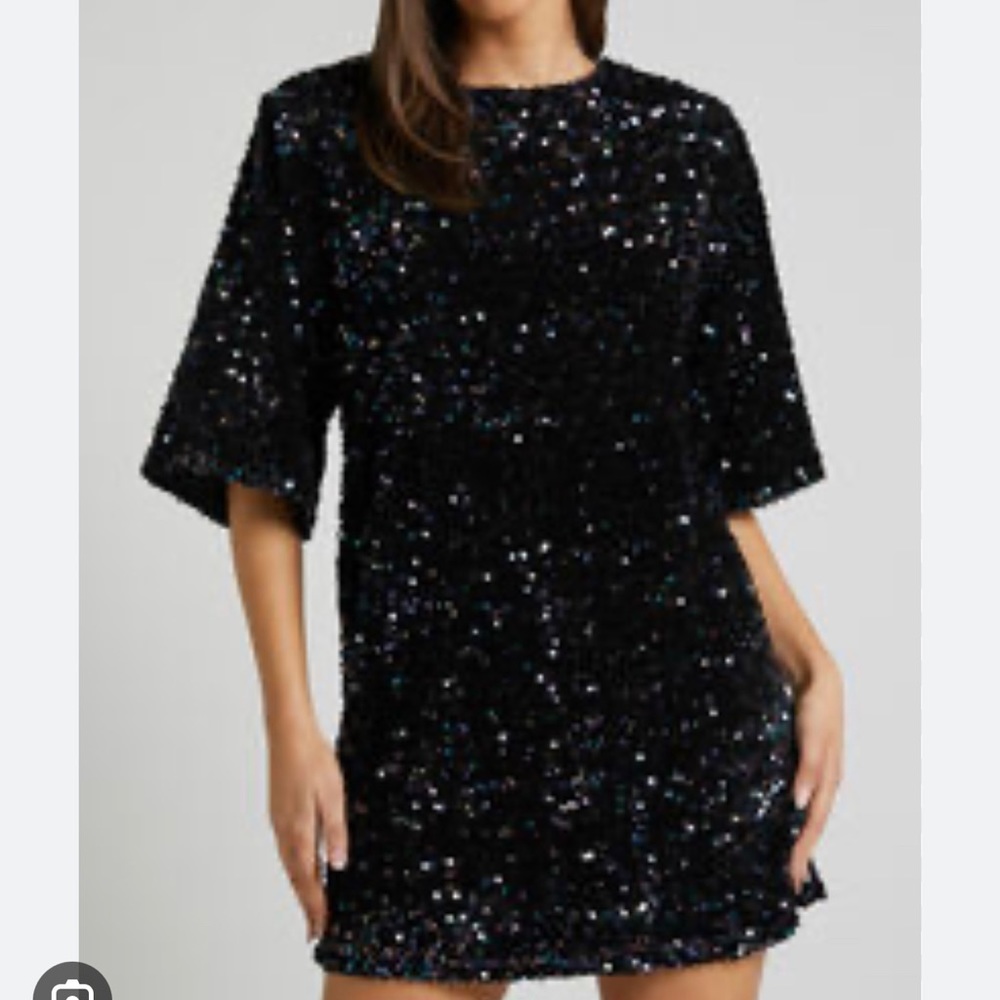 Like new! Showpo Valetta sequin mini dress in Midnight Blue size 10 (XL)